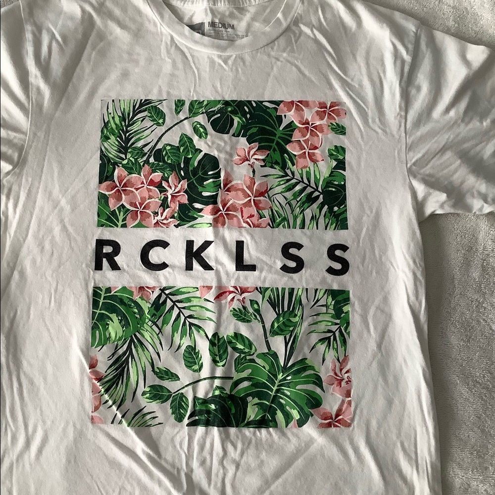 Men’s Rcklss T-shirt. Sz M